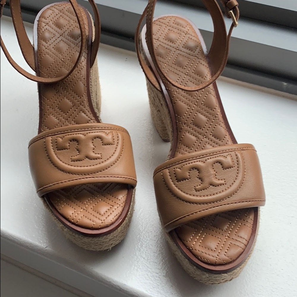 Super cute summer Tory Burch Espadrilles like new! - Picture 4 of 8